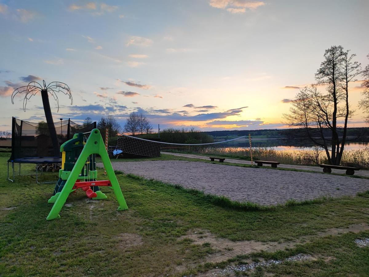 Siedlisko Nr 4A Nad Jeziorem Skarlinskim, Jezioro, Mazury, Domki Letniskowe 쿠젱트니크 외부 사진